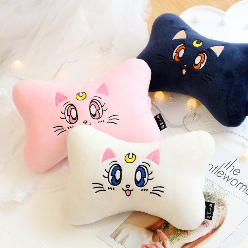 Sailor moon luna top pillow