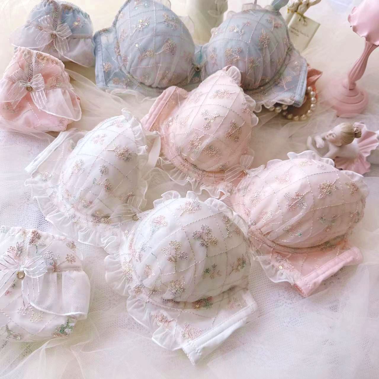 Japanese Kawaii Ruffle Flower Bra Set